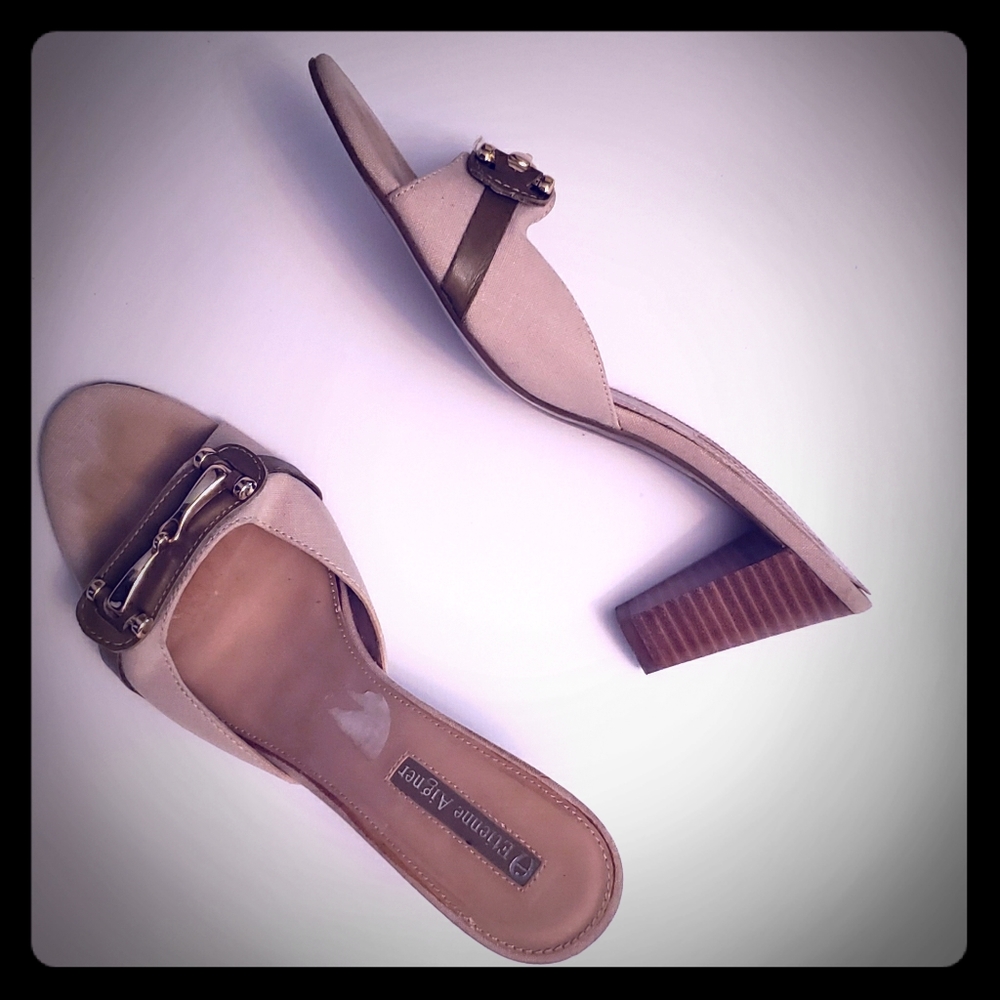 Peek-a-boo Toe Shoes